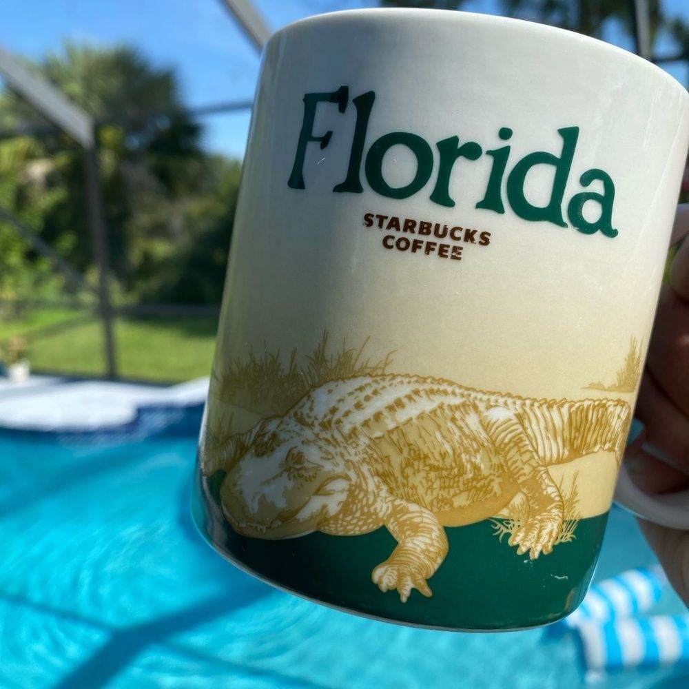 Starbucks 2011 Collector Series Florida Coffee Mug 16 OZ